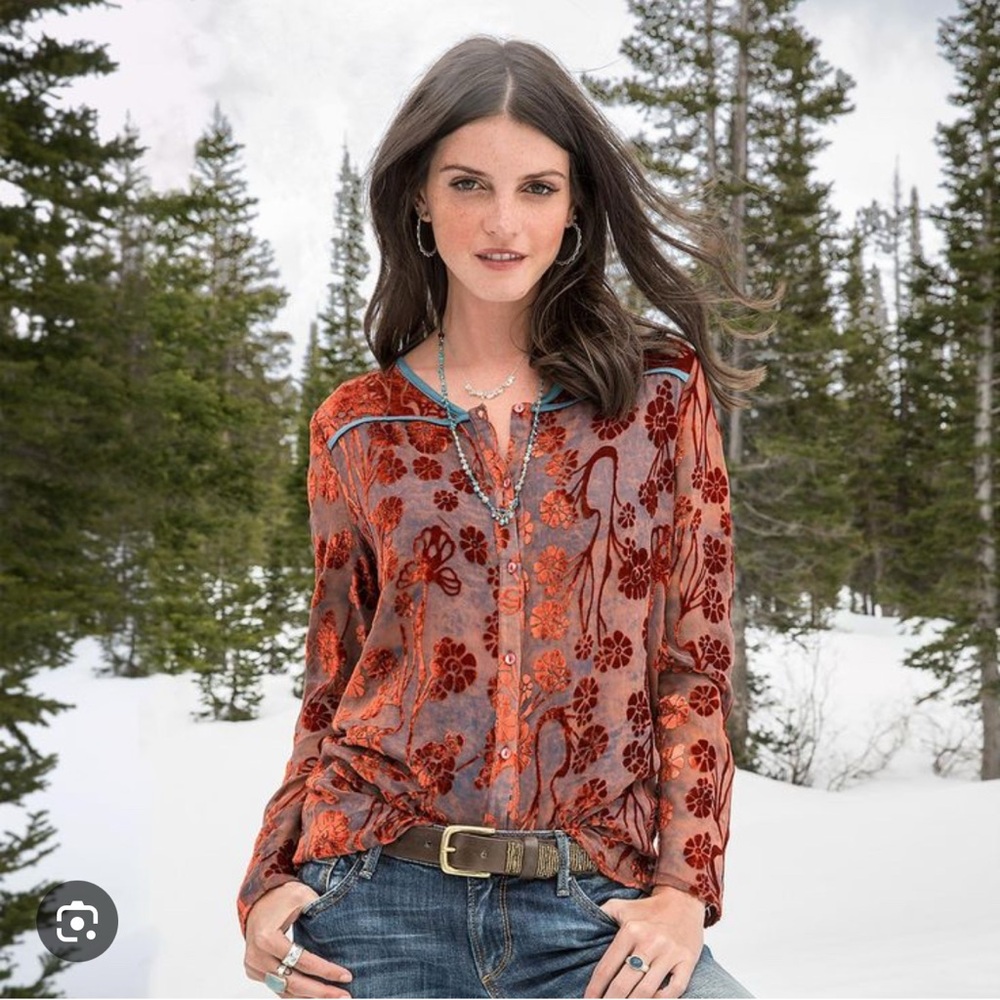 Sundance velvet burnout floral shirt, brick red, turquoise knit trim and lining